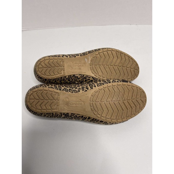Crocs Cap Toe Leopard Print Flats Women’s Size 7 Slip On Shoes Lightweight *FLAW - Picture 5 of 9